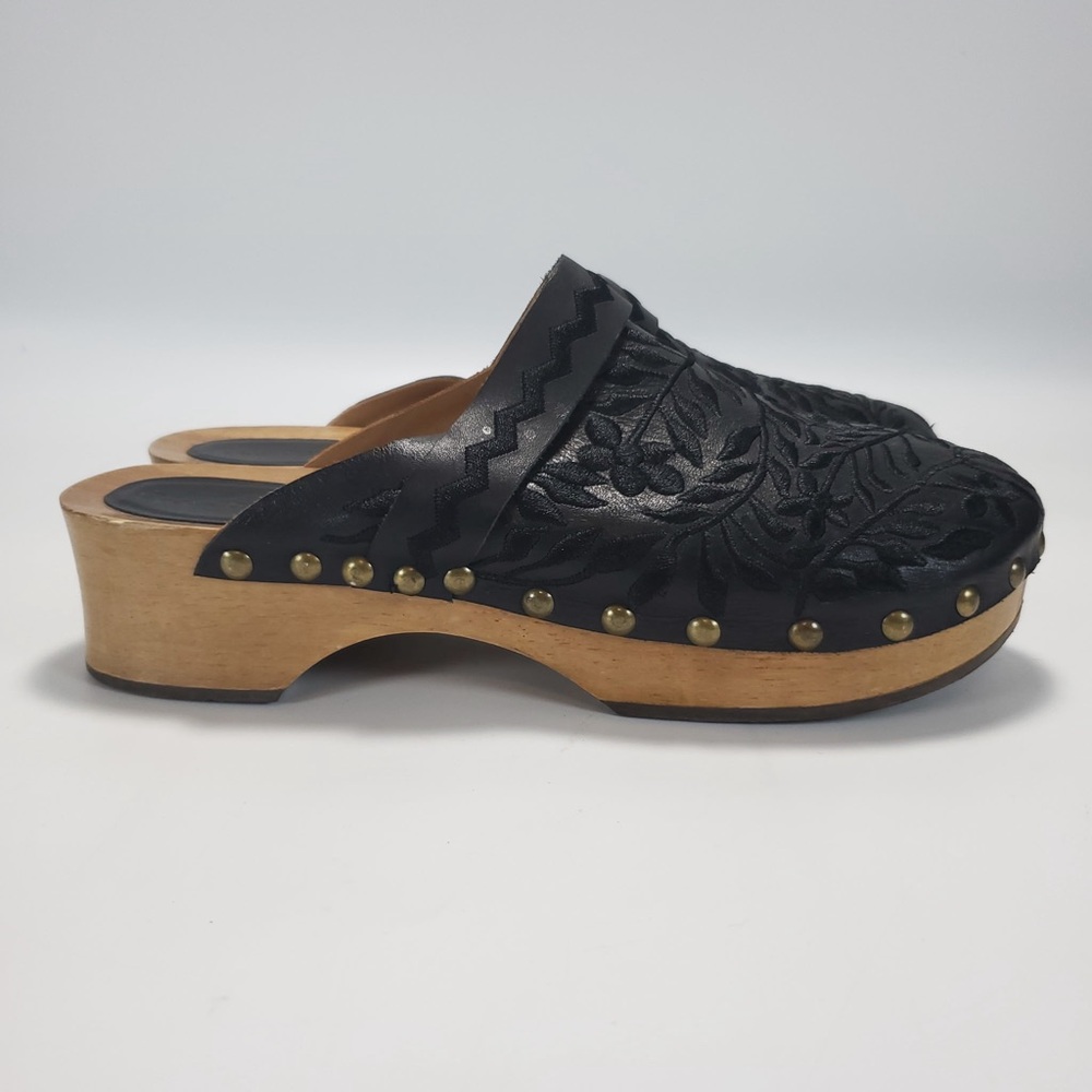 Ulla Johnson Embroidered Leather Nerimah Clogs